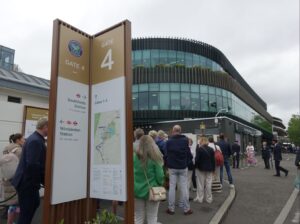 The queue at gate 4 wimbledon